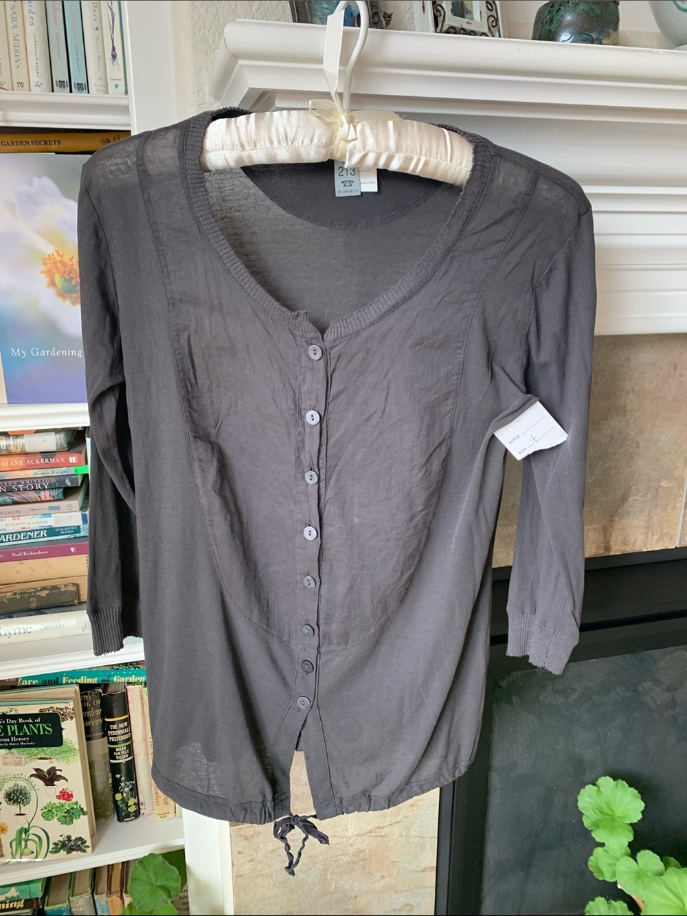 Kristensen du Nord Women’s Lightweight Charcoal Button-Down Shirt